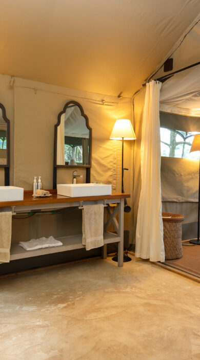bathroom, governors camp, kenya - Yellow Zebra Safaris
