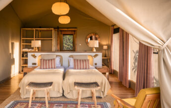 twin bed, governors camp, kenya - Yellow Zebra Safaris