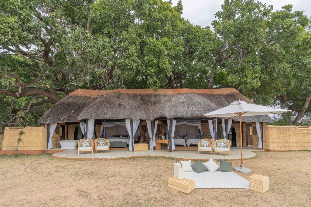 exterior view of mchenja, zambia - Yellow Zebra Safaris