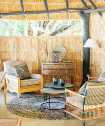 lounge, mchenja, zambia - Yellow Zebra Safaris