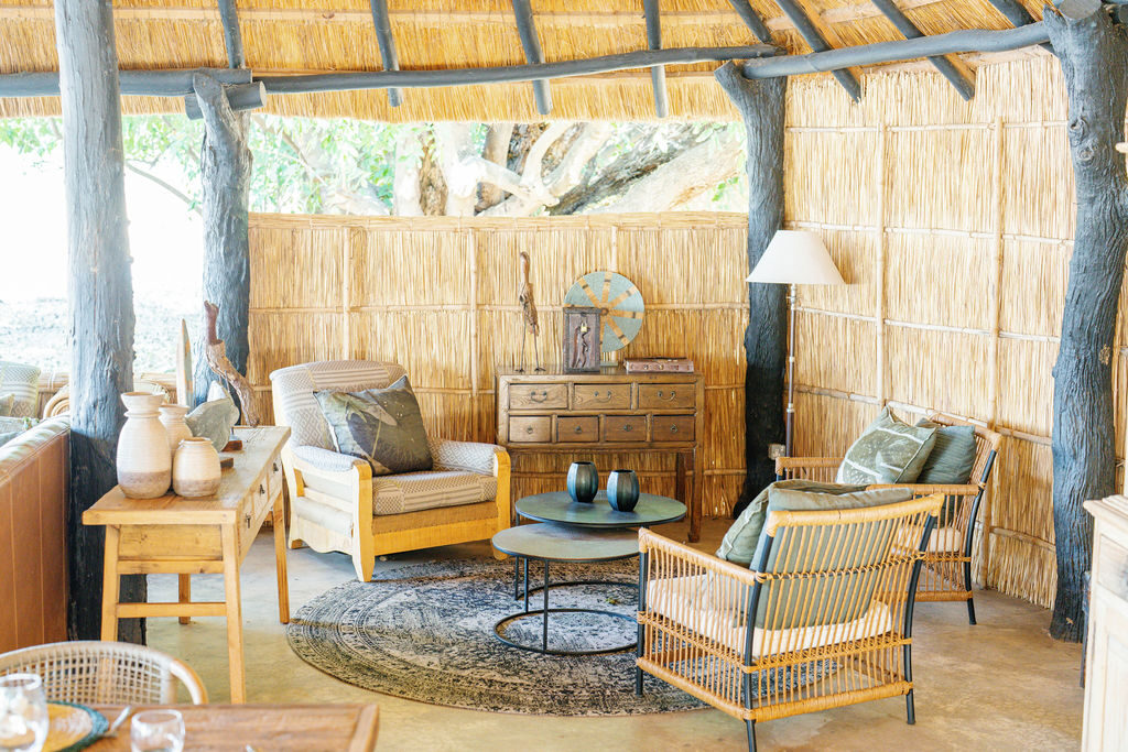 lounge, mchenja, zambia - Yellow Zebra Safaris