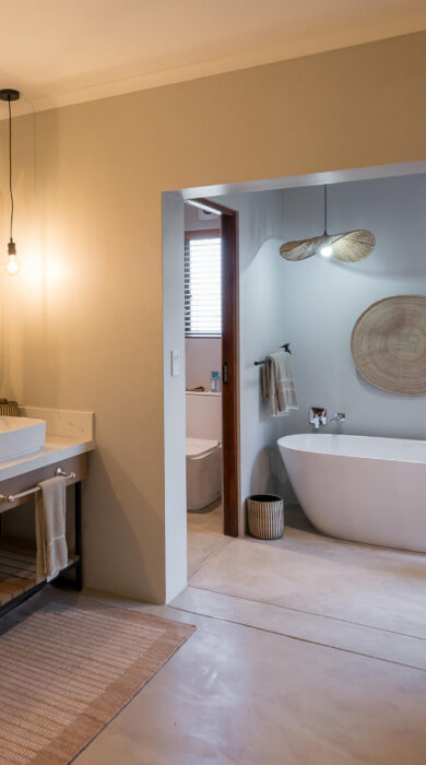 bathroom view, inyanti game lodge, south africa - Yellow Zebra Safaris