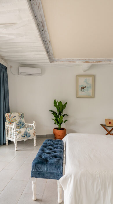 double room, chale island, kenya - Yellow Zebra Safaris