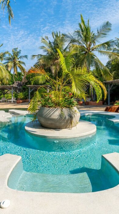 pool, chale island, kenya - Yellow Zebra Safaris