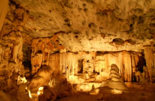 congo caves, oudtshoorn, south africa safari vacations