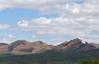 oudtshoorn lanscape, south africa safari vacations