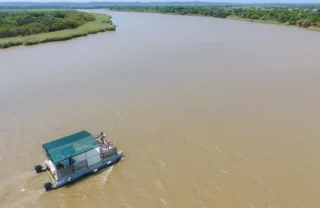 boat safaris, isimangaliso wetland park, south africa