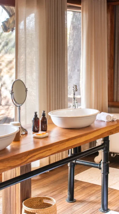 kwara camp bathroom botswana yellow zebra safaris
