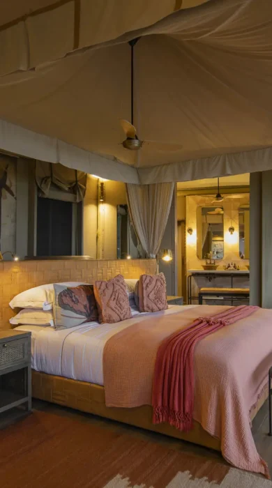 Guest bedroom at Duma Tau, Botswana