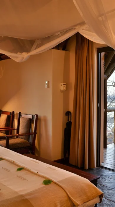 Muchenje Safari Lodge double bed room