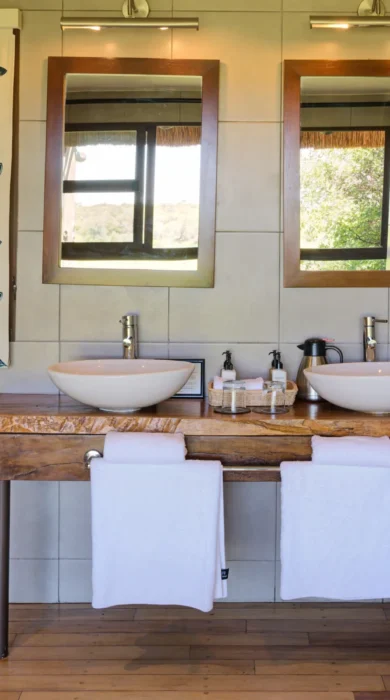 Bathroom, Leroo La Tau, Makgadikgadi Salt Pans, Botswana