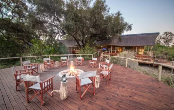 Rra Dinare lodge firepit
