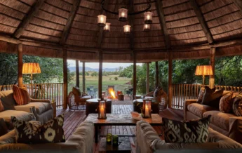 Seating, Kuyenda, South Luangwa NP, Zambia