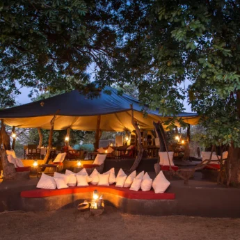 Dining, Tena Tena Camp, South Luangwa NP, Zambia