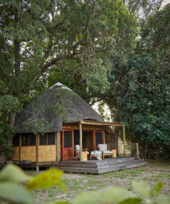 Outside, Kuyenda, South Luangwa NP, Zambia