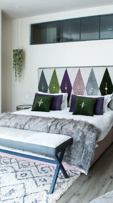 Bedroom suite