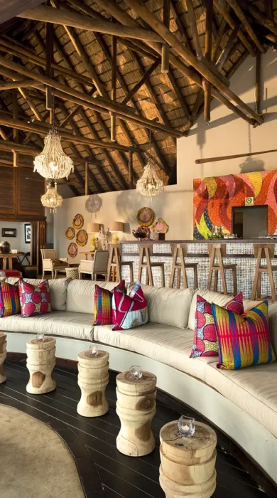 Royal Chundu River Lodge interioir