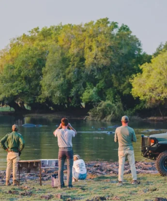 game drive stop, ntemwa busanga, kafue national park, zambia