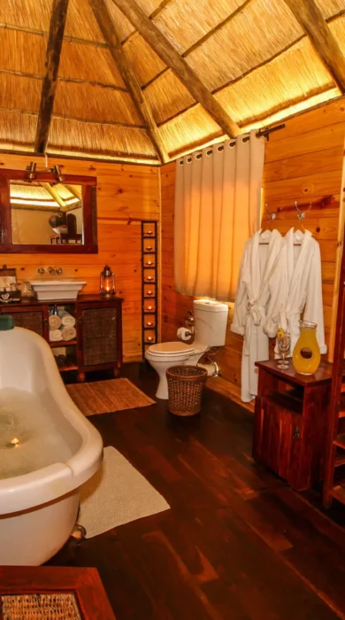 En suite bathroom, Nehimba Lodge, Hwange, Zimbabwe
