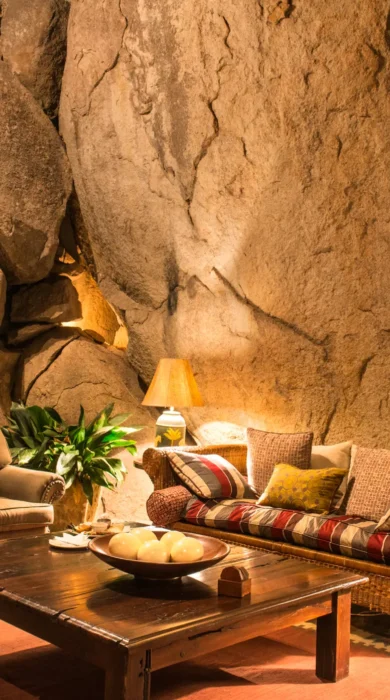 amalinda camp lounge zimbabwe yellow zebra safaris