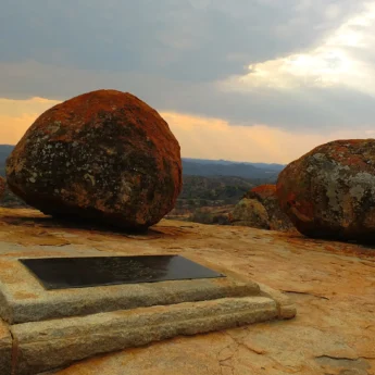 viewpoint, matobo national park, zimbabwe safaris