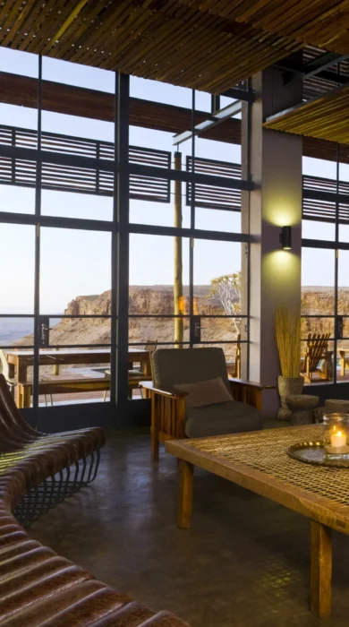 Main Area Lounge 1
