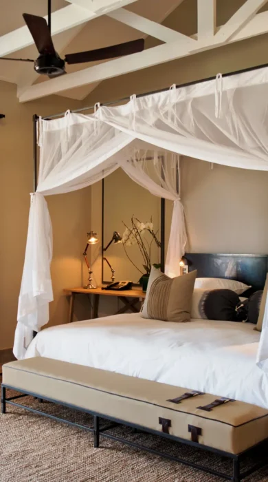 Epako Safari Lodge Waterhole Suite Bedroom