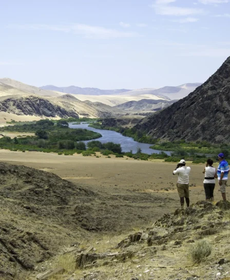 walking safaris in kunene river, namibia safaris