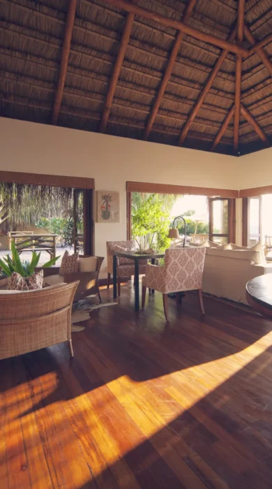 Azura Benguerra lounge 3