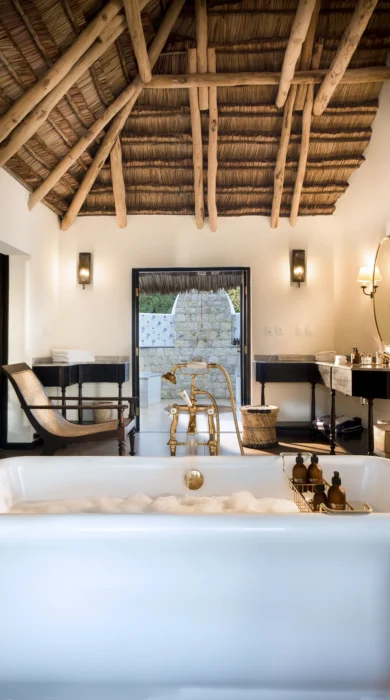 Benguerra Island Casa Familia Ensuite Bathroom