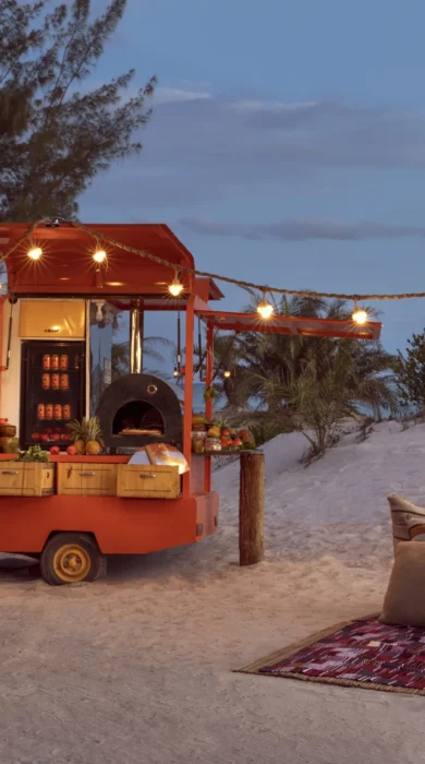 Pizza Tuk Tuk, Kisawa Sanctuary, Benguerra Island, Mozambique