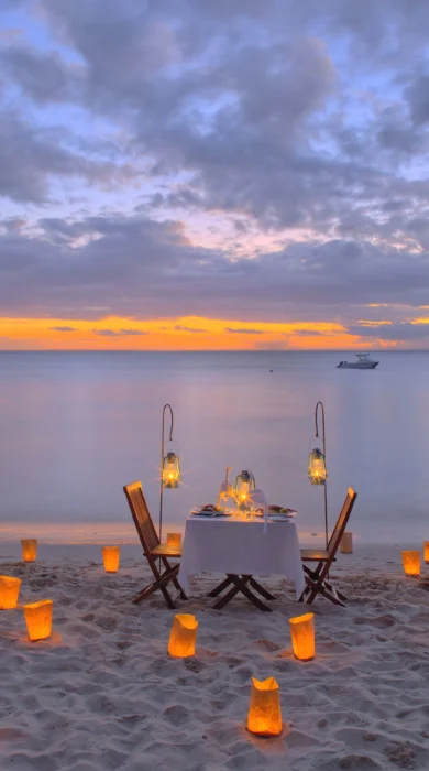 dining under the stars, quirimbas beach, mozambique safaris