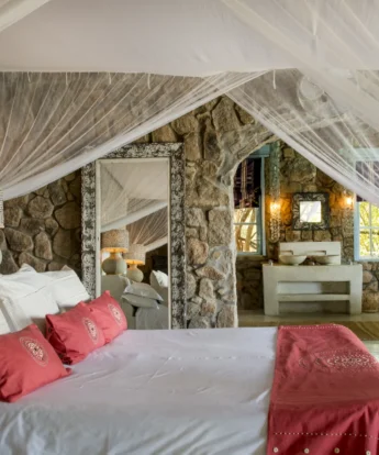 Kaya Mawa Couple Bedroom