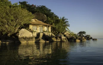 Kaya Mawa Beach Lodge