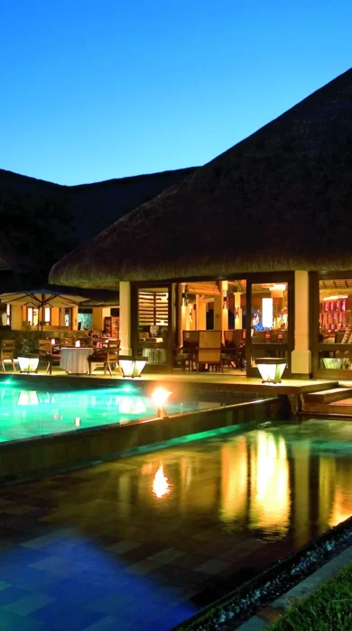 belle mare plage pool bar 1