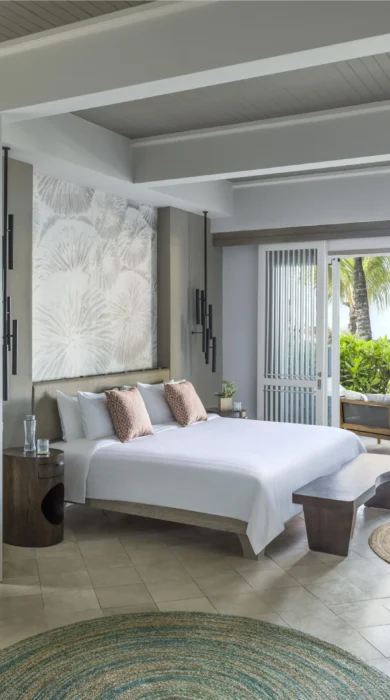 Shangri La Suite Bedroom