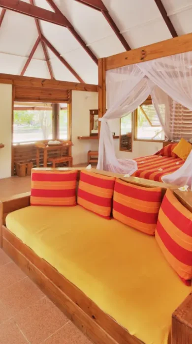 Chalet Interior.ii Bird Island