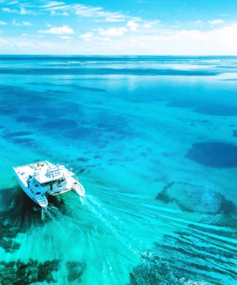 Ocean Cruising, Alphonse Island, Private Islands, Seychelles