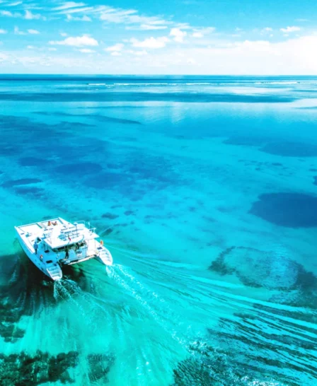 Ocean Cruising, Alphonse Island, Private Islands, Seychelles