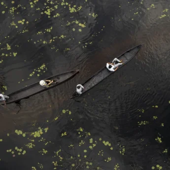 Mokoro activity, Vumbura Plains, Okavango Delta, Botswana