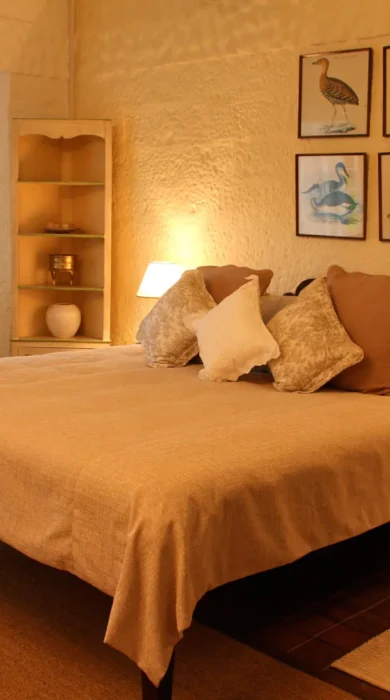 kiangazi house bedroom kenya yellow zebra safaris