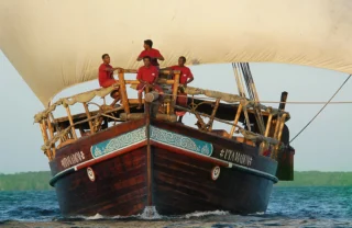 ship excursions, lamu beach vacations, kenya safaris