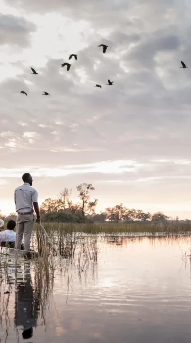 mokoro excursions, vumbura plains, okavango delta, botswana
