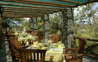 06 Dinning Tent Terrace