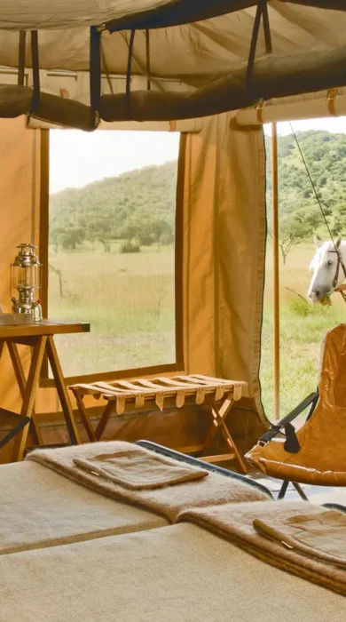 Lodge bedroom hourse trek - Yellow Zebra safaris