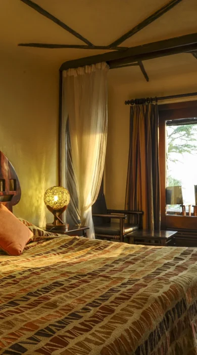 serena serengeti double bedroom interior