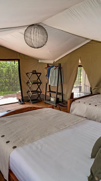 bedroom, camp fire, lemala mara, the serengeti, tanzania