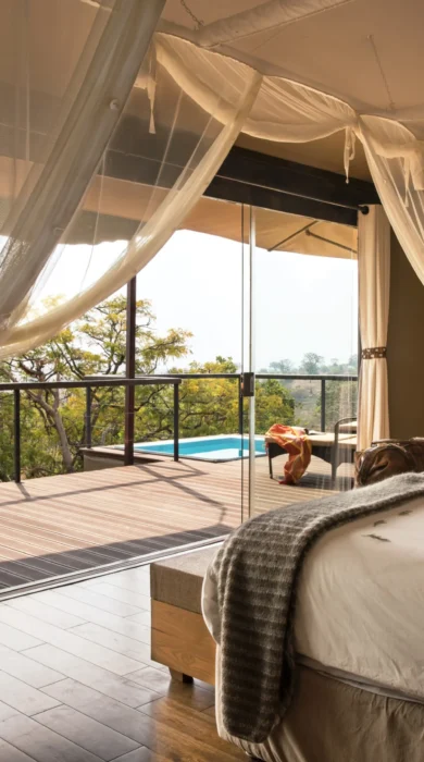 Kuria Hills Suite