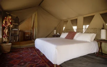 serian serengeti kakessio wetu bedroom interior detail