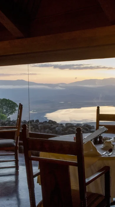 ngorongoro serena dining room view